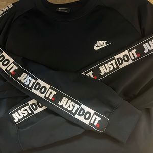 Men Nike jus do it sweat shirt